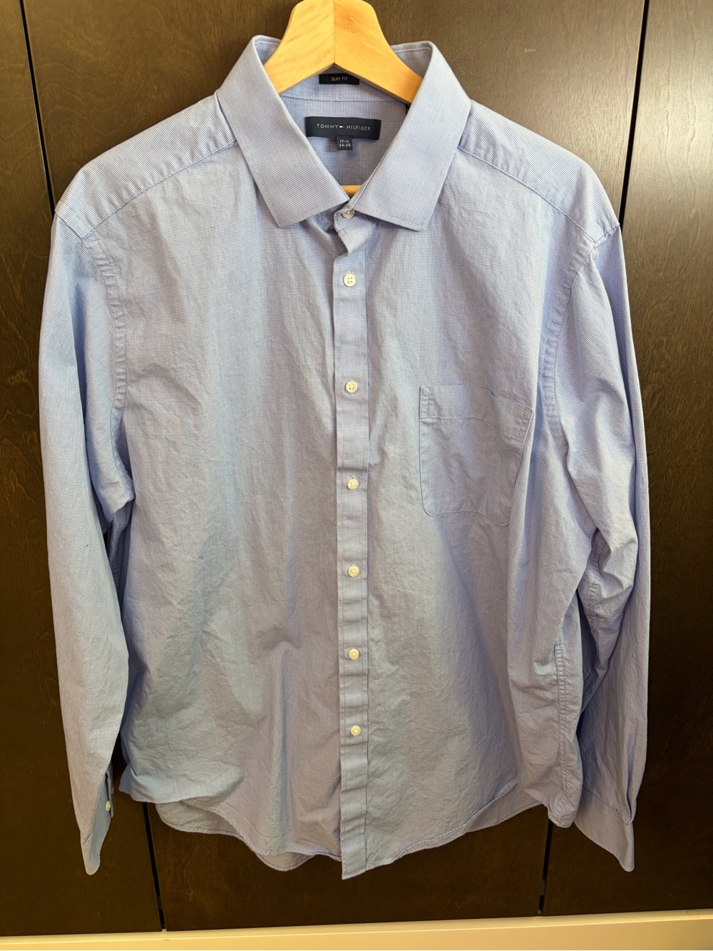 Tommy Hilfiger Men's Button-Down Dress Shirt slim fit 17.5 34-35